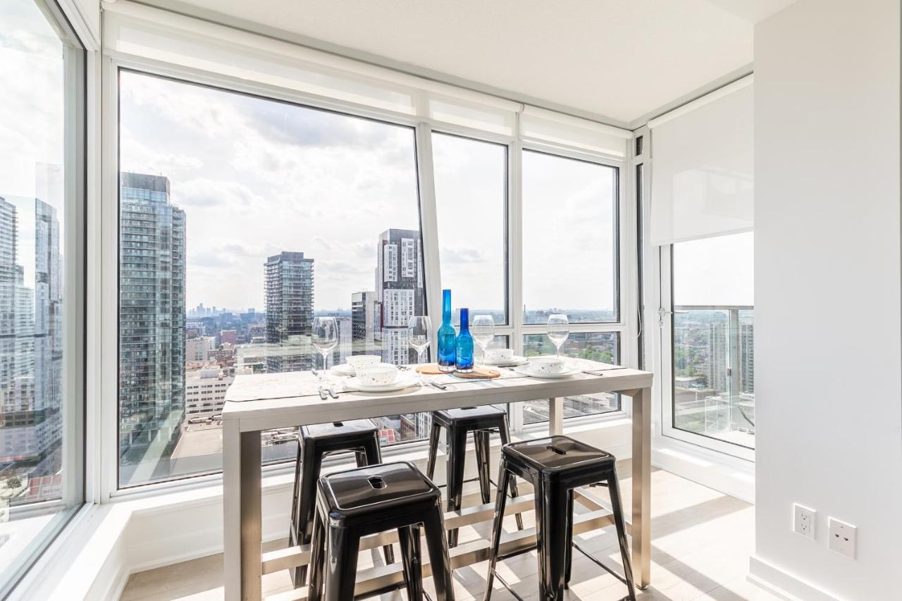 Luxury 2 Bedroom In The Heart Of Entertainment District W/ Cn Tower View Toronto Exteriér fotografie