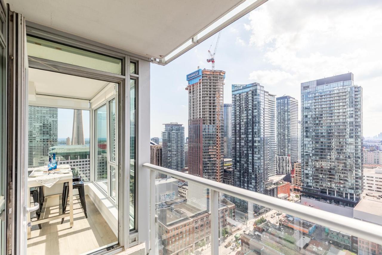 Luxury 2 Bedroom In The Heart Of Entertainment District W/ Cn Tower View Toronto Exteriér fotografie